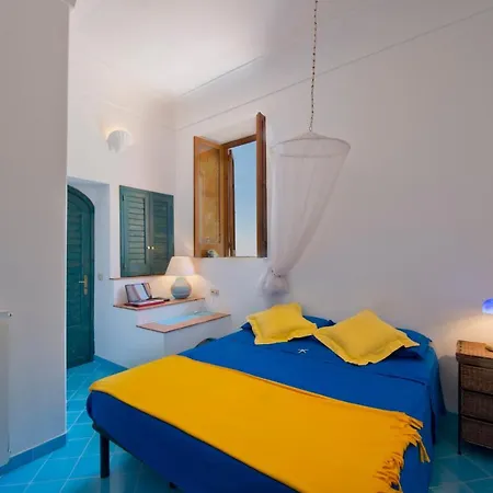 Sweet With Outdoor Unheated Whirlpool Tub Holiday home