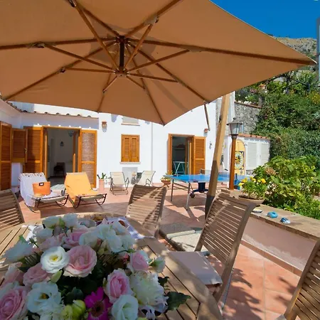 Sweet With Outdoor Unheated Whirlpool Tub Holiday home Praiano